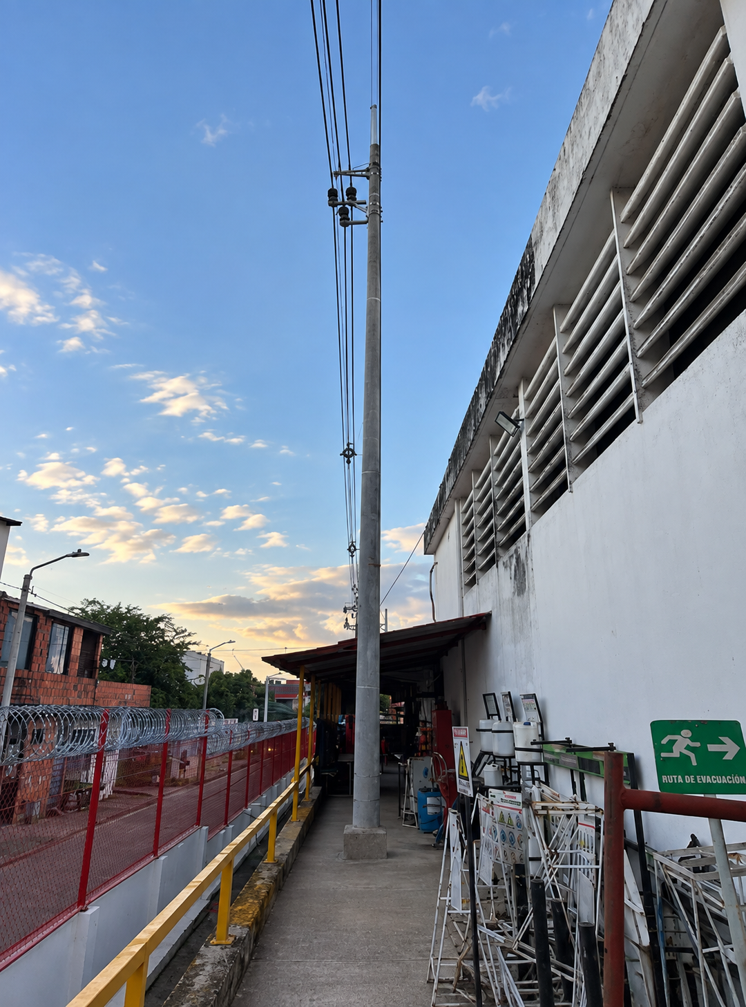 Cambio de líneas 34.5 kV — foto 2